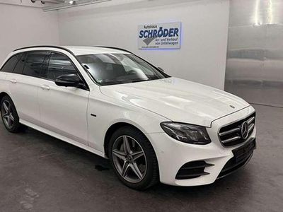 Weiß Gebraucht 2019 Mercedes E300 AMG line Kombi | 26.900 € (Fairer Preis)