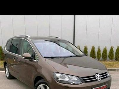 Braun Gebraucht 2011 VW Sharan Highline Van / Kleinbus | 9.500 € (Teuer)