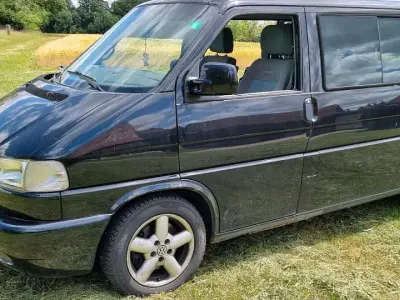Gebraucht VW Multivan 150 PS (110 kW) 2002 Schwarz Van / Kleinbus