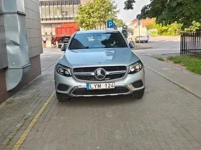 Gebraucht Mercedes GLC220 170 PS (125 kW) 2017 Silber SUV