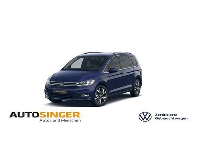 Gebraucht VW Touran Highline 150 PS (110 kW) 2025 Atlantik blue metallic Van / Kleinbus
