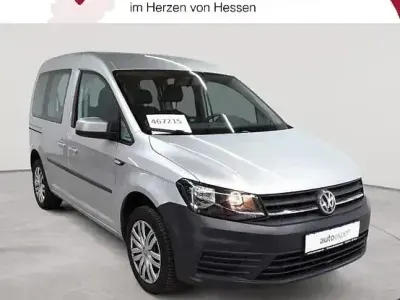 Usata VW Caddy Trendline 125 CV (91 kW) 2018 Argento Monovolume
