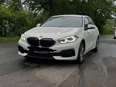 Gebraucht BMW 118 Sport Line 140 PS (102 kW) 2020 Weiß Kleinwagen