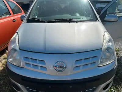 Gebraucht Nissan Pixo 68 PS (50 kW) 2010 Silber Kleinwagen