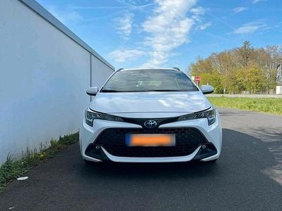 Second-hand Toyota Corolla Hybrid Business Edition 122 CP (89 kW) 2023 Alb Break