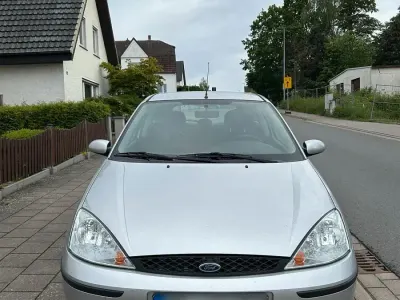 Gebraucht Ford Focus 75 PS (55 kW) 2004 Silber Kleinwagen