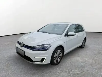 Gebraucht VW e-Golf 100 kW (136 PS) 2019 Weiß Kleinwagen