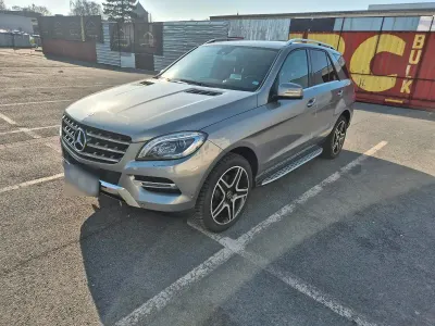 Używany Mercedes ML250 190 KM (139 kW) 2015 Szary SUV