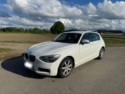 Gebraucht BMW 116 109 PS (80 kW) 2015 Weiß Kleinwagen