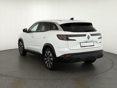 Second-hand Renault Austral Techno 200 CP (147 kW) 2024 Alb SUV
