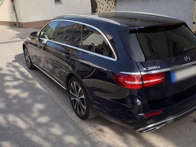Usata Mercedes E300 306 CV (225 kW) 2019 Blu Station wagon