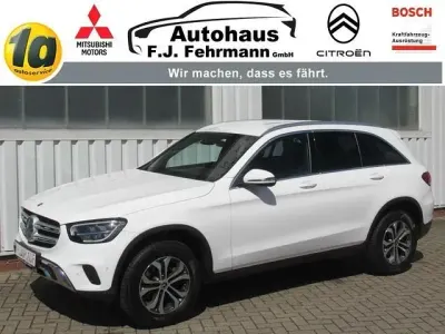 Używany Mercedes 200 197 KM (144 kW) 2021 SUV