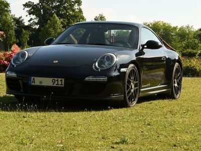 Porsche 911 Carrera GTS