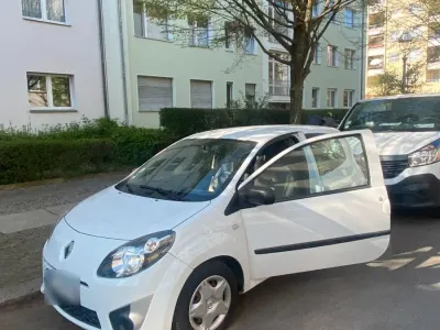 Gebraucht Renault Twingo Authentique 75 PS (55 kW) 2011 Weiß Kleinwagen