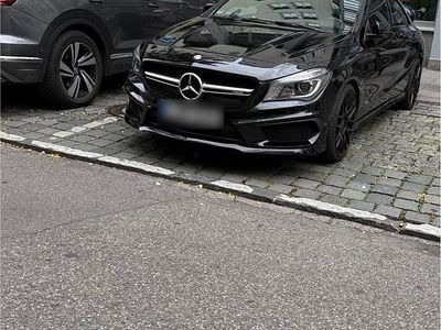 Mercedes CLA45 AMG