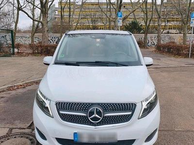 Weiß Gebraucht 2015 Mercedes V250 Edition Van / Kleinbus | 25.500 € (Superpreis)
