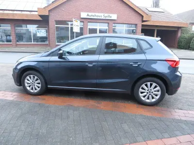 Gebraucht Seat Ibiza CONNECT 115 PS (84 kW) 2024 Grau Kleinwagen