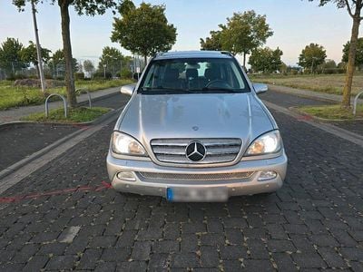 Mercedes ML270