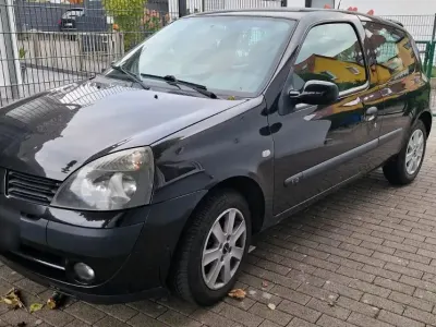 Gebraucht Renault Clio 52 PS (38 kW) 2005 Kleinwagen