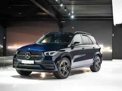 Begagnad Mercedes GLE400 AMG line 330 HK (242 kW) 2022 Blå SUV