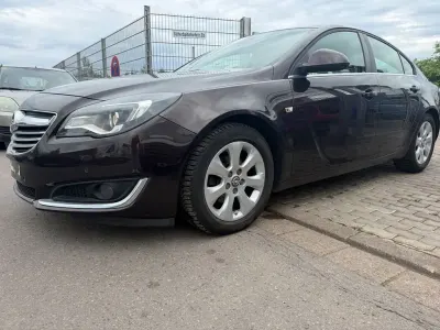 Gebraucht Opel Insignia Business Edition 140 PS (102 kW) 2014 Braun Limousine