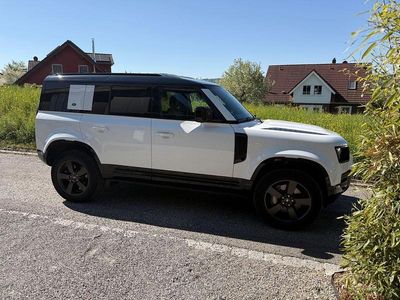 Second-hand Land Rover Defender 300 CP (220 kW) 2023 Alb SUV