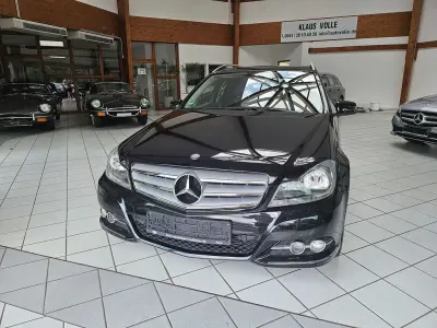 Gebraucht Mercedes C180 Avantgarde 156 PS (114 kW) 2011 Schwarz