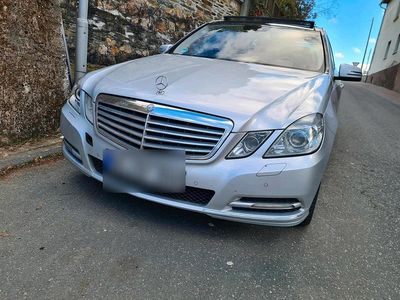 Gebraucht Mercedes E350 Night 231 PS (169 kW) 2010 Silber Limousine