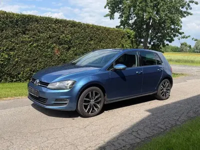 Gebraucht VW Golf VII Highline 140 PS (102 kW) 2013 Blau Limousine