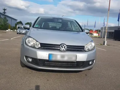 Gebraucht VW Golf VI 122 PS (89 kW) 2009 Silber Limousine