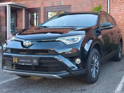 Gebraucht Toyota RAV4 Basis 175 PS (128 kW) 2018 Schwarz SUV