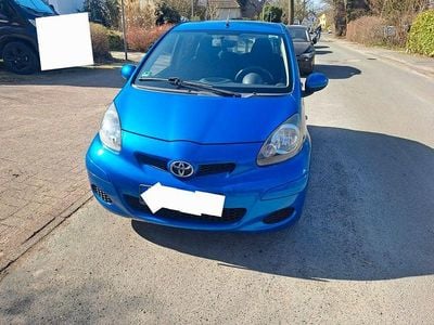 Gebraucht Toyota Aygo 68 PS (50 kW) 2010 Blau Kleinwagen