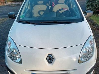 Weiß Gebraucht 2010 Renault Twingo Authentique Kleinwagen | 2.500 € (Guter Preis)