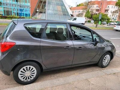 Usata Opel Meriva 99 CV (72 kW) 2010 Grigio Monovolume