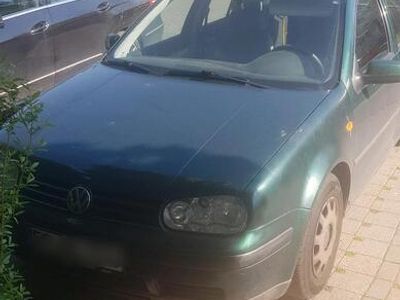 VW Golf IV