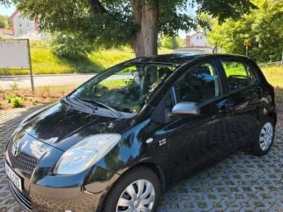 Gebraucht Toyota Yaris Sol 90 PS (66 kW) 2008 Schwarz Kleinwagen