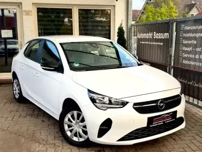 Używany Opel Corsa Edition 163 KM (119 kW) 2022 Biały Hatchback