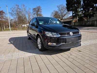 Gebraucht VW Polo 75 PS (55 kW) 2015 Schwarz Kleinwagen
