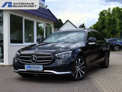 Gebraucht Mercedes E300 306 PS (225 kW) 2022 Obsidianschwarz Kombi