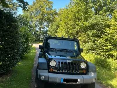Gebraucht Jeep Wrangler Rubicon 177 PS (130 kW) 2008 Schwarz SUV