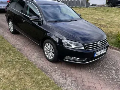 Gebraucht VW Passat Comfortline 140 PS (102 kW) 2012 Schwarz Kombi