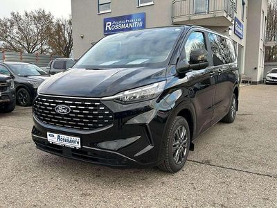 Gebraucht Ford Tourneo Titanium 136 PS (100 kW) 2025 Agate black Van / Kleinbus