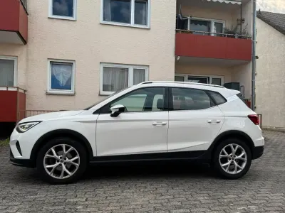 Gebraucht Seat Arona FR 110 PS (80 kW) 2023 Weiß SUV