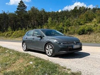 Gebraucht VW Golf VII 150 PS (110 kW) 2021 Grau Kleinwagen