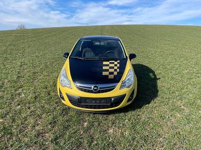 Second-hand Opel Corsa Color Edition 87 CP (63 kW) 2011 Galben Hatchback