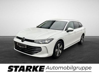 Weiß Gebraucht 2025 VW Passat Business Kombi | 34.950 € (Superpreis)