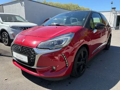 Begagnad DS Automobiles DS3 So Chic 110 HK (80 kW) 2018 Röd