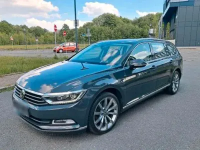 Gebraucht VW Passat Highline 150 PS (110 kW) 2019 Grau Limousine