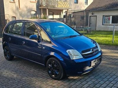 Usado Opel Meriva Cosmo 90 HP (66 kW) 2005 Azul Monovolume