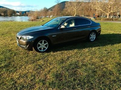BMW 528